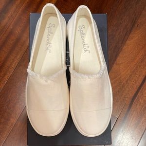 NWT Splendid Sneaker